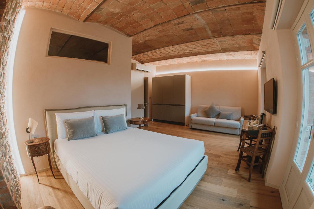La Cascina Di Carlotta 1846 Agriturismo อัลบา ภายนอก รูปภาพ