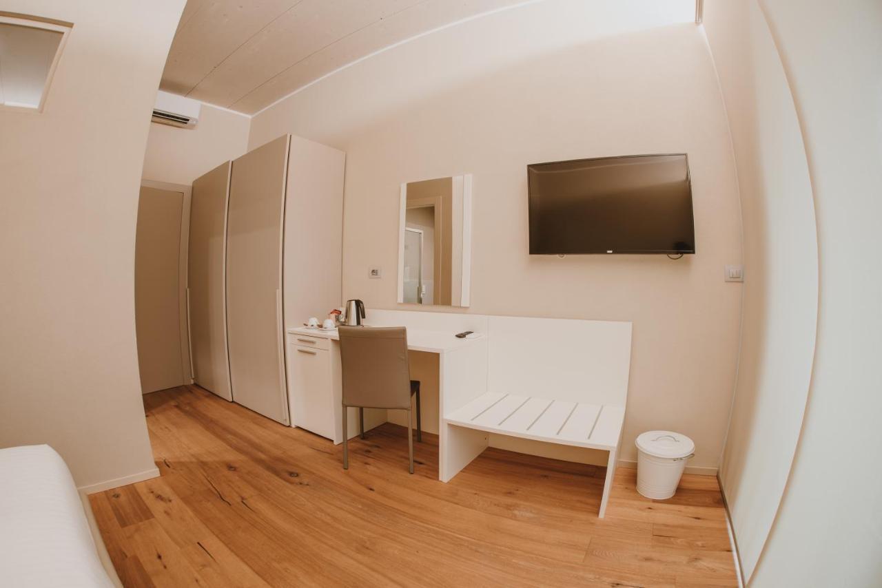 La Cascina Di Carlotta 1846 Agriturismo อัลบา ภายนอก รูปภาพ